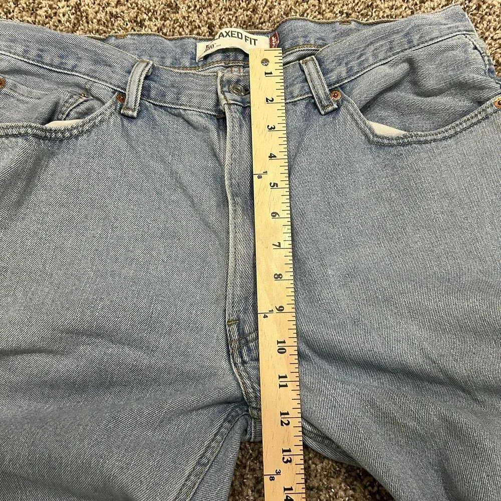 Vintage Levi's 550 Men's 38x32 Relaxed Fit Denim Light Wash
